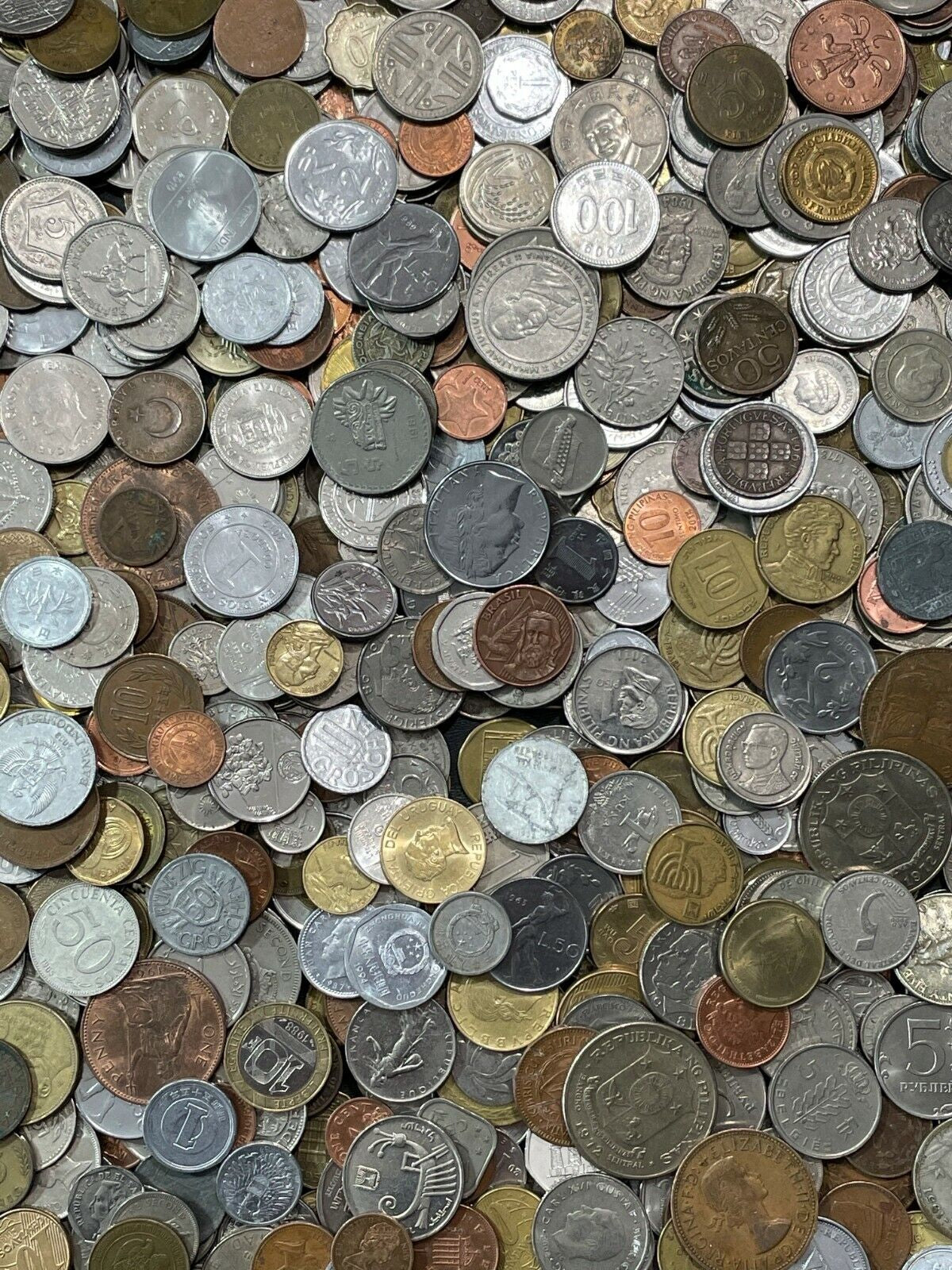 Nice Mixed Bulk Lot of 100 Assorted Worldwide Coins! Excellent Assortment!